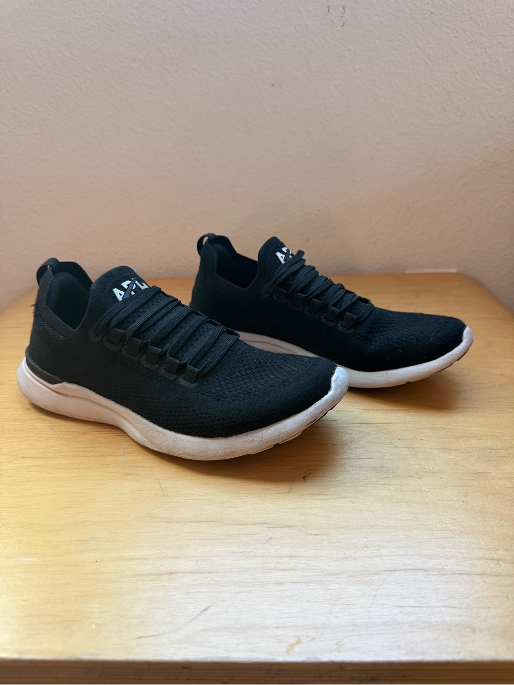 APL Women’s TechLoom Breeze